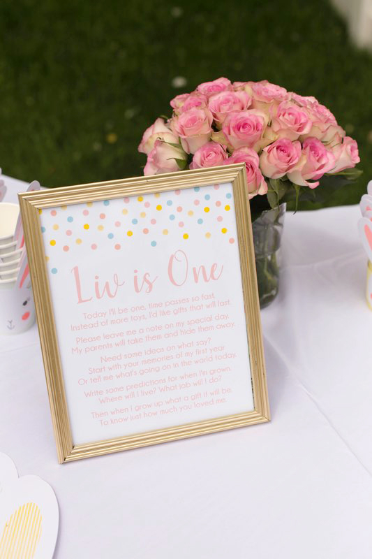 Liv is One time capsule sign